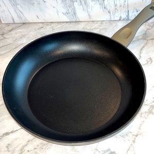 NEW Country kitchen silver non stick skillet